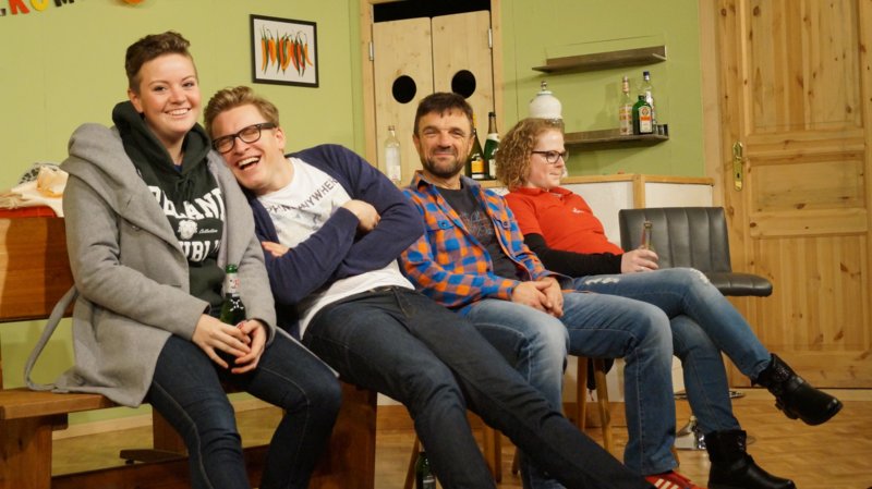 backstage_014.jpg